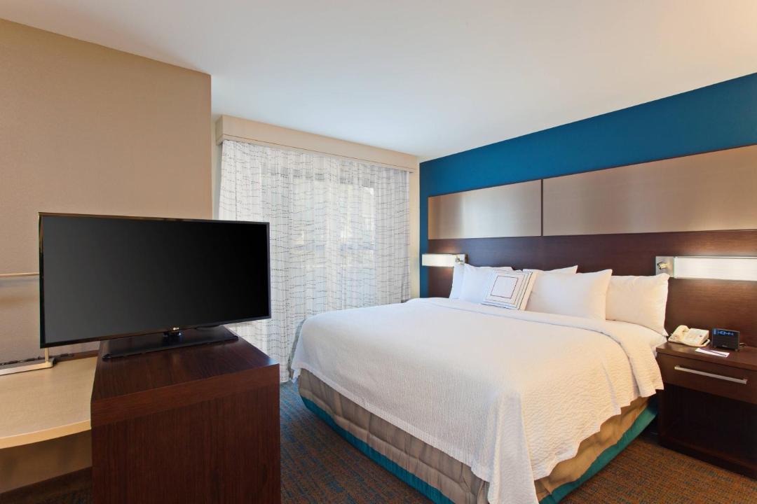 Photo of Bedroom in Shoreline West