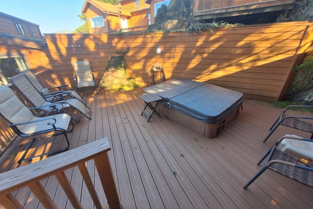Photo of Patio Balcony in Smith River