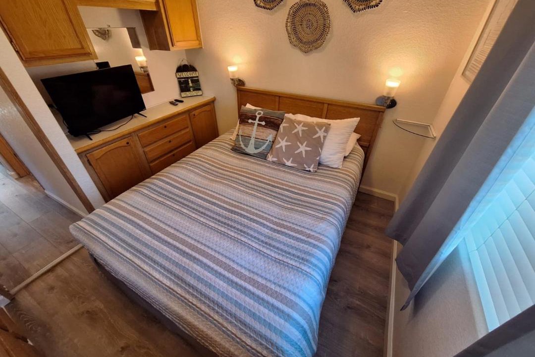 Photo of Bedroom in Smith River