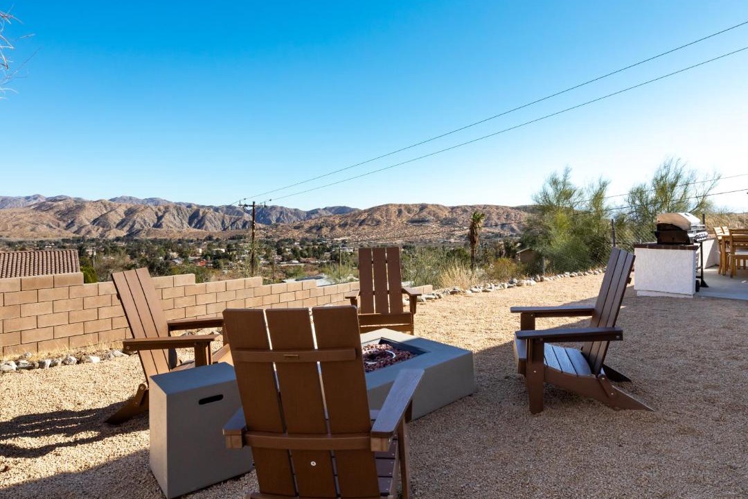 Photo of Patio Balcony in Morongo Valley