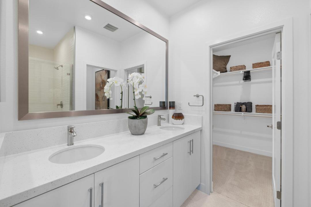 Photo of Bathroom in Anaheim Resort