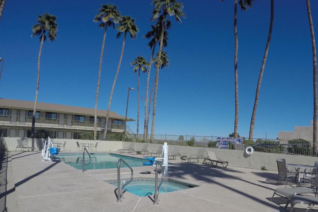 Photo of Others in Blythe