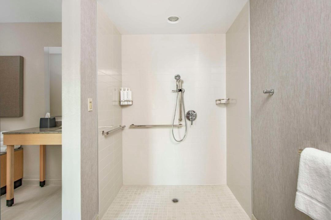 Photo of Bathroom in Downtown Riverside