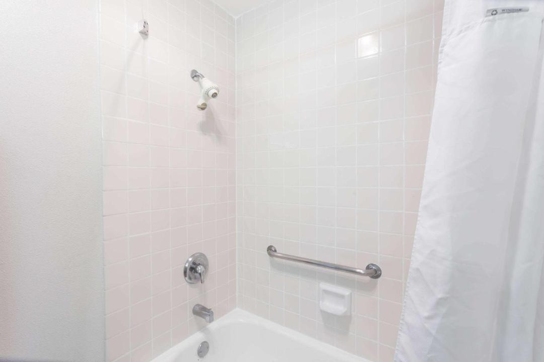 Photo of Bathroom in East Side Capistrano