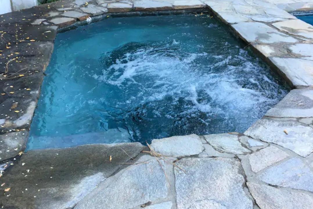 Photo of Outdoor in Woodland Hills