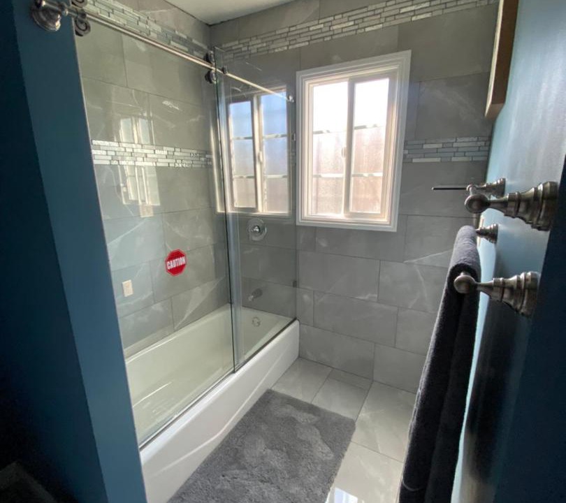 Photo of Bathroom in Los Angeles