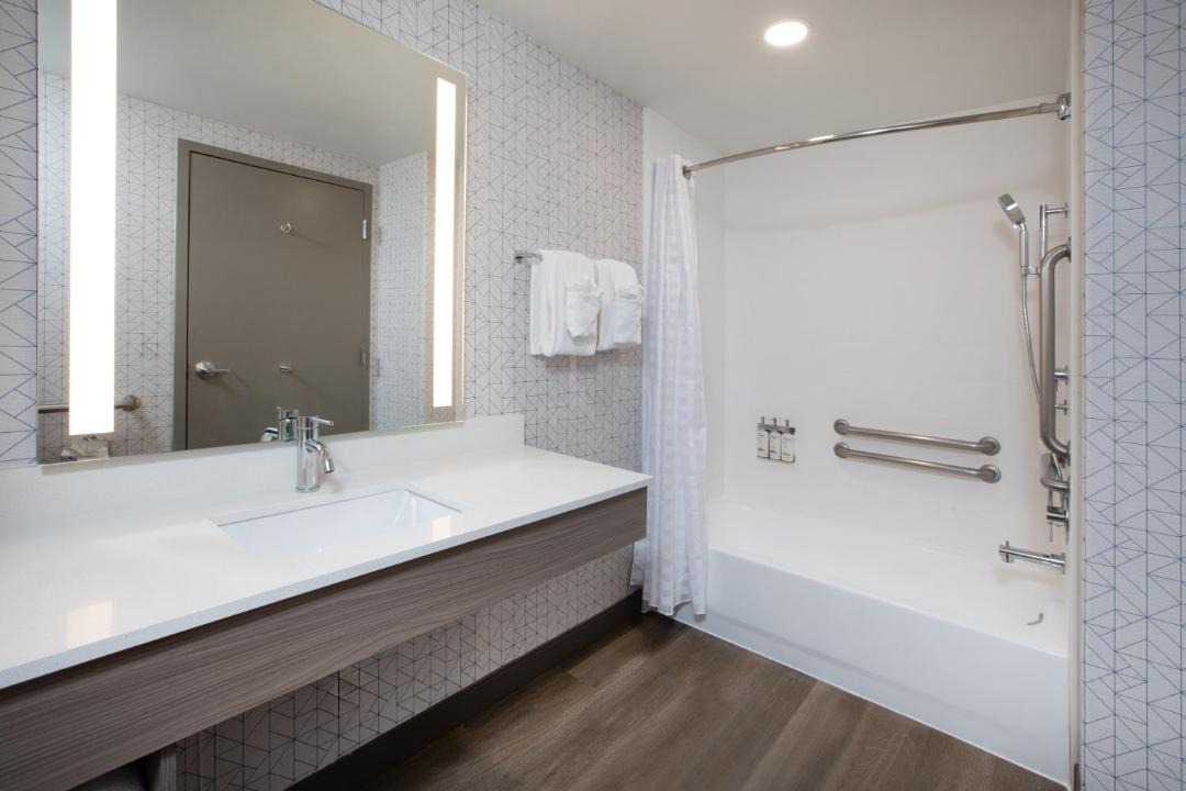Photo of Bathroom in Lathrop