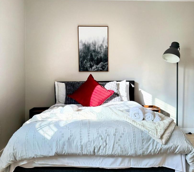 Photo of Bedroom in Mid Central