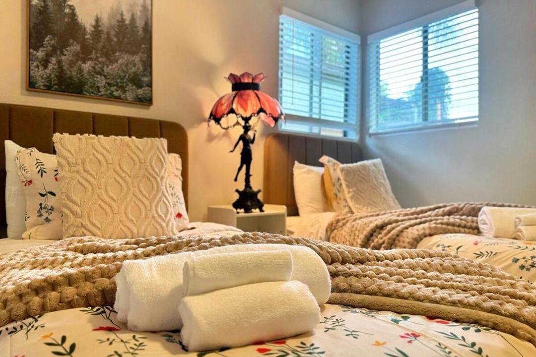 Photo of Bedroom in Mid Central