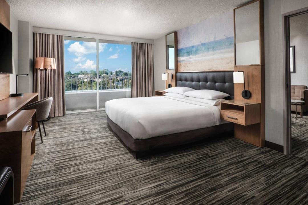 Photo of Bedroom in Warner Center