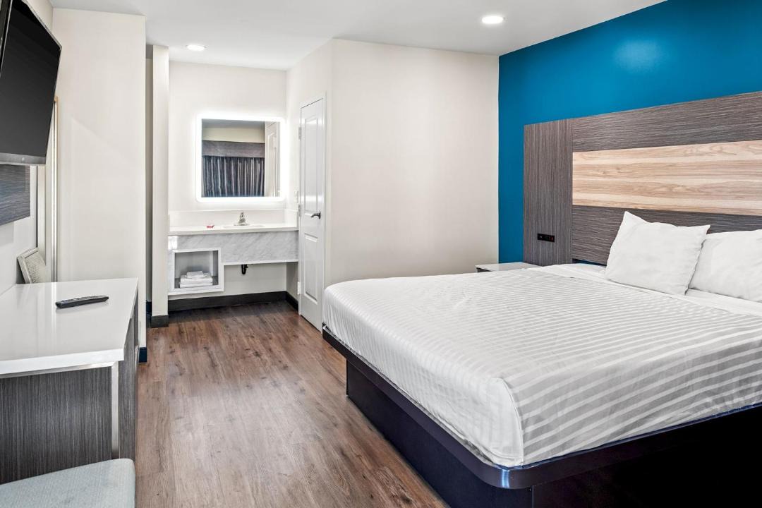 Photo of Bedroom in South Wrigley