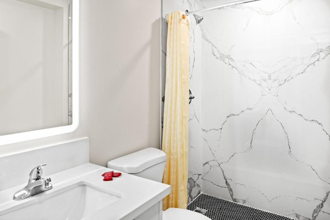Photo of Bathroom in South Wrigley