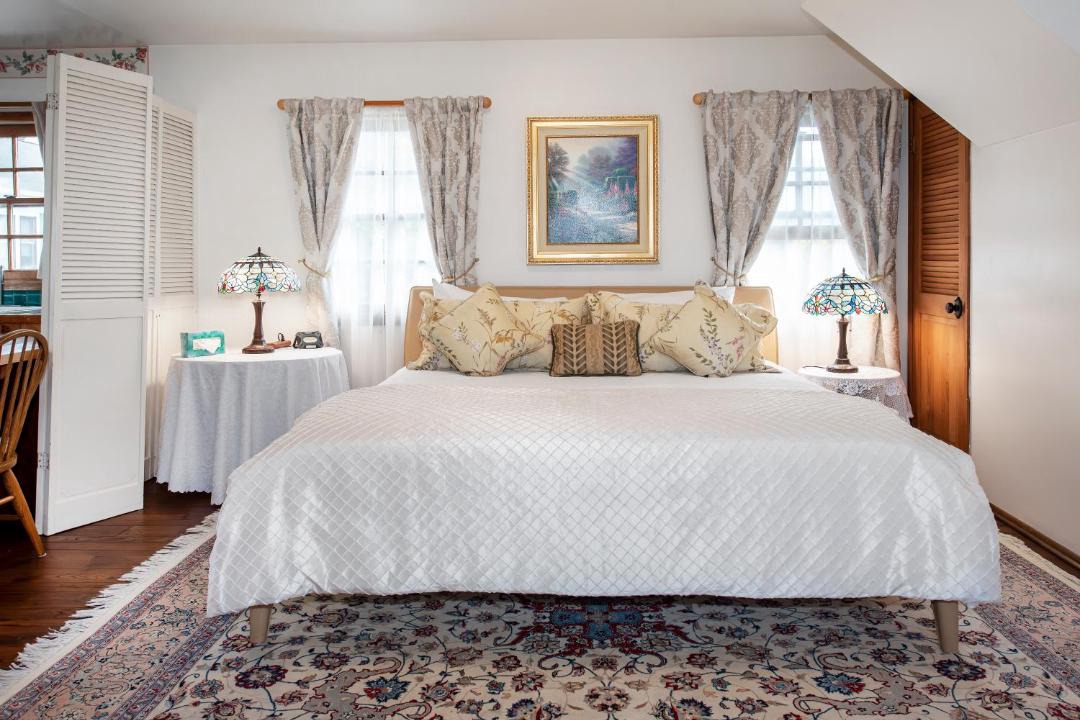 Photo of Bedroom in Oak Park