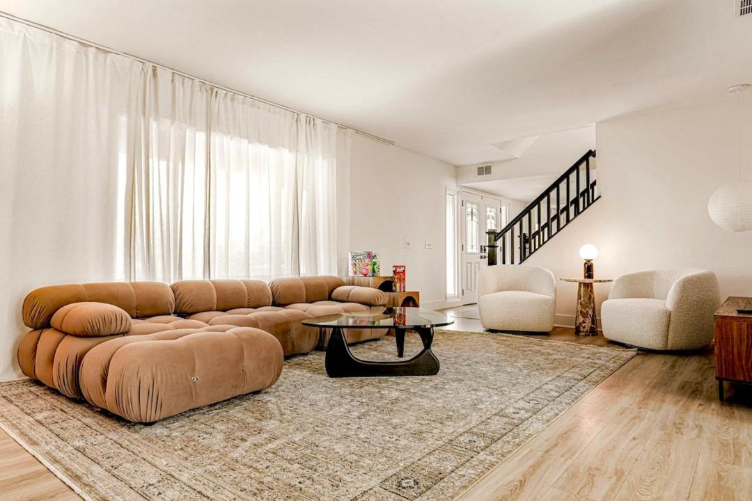 Photo of Livingroom in Estates at Canyon Crest