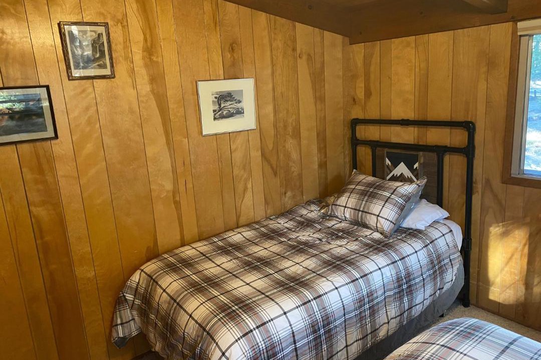 Photo of Bedroom in North Wawona