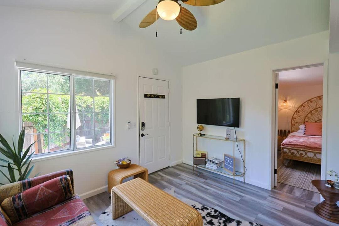 Photo of Bedroom in Fernwood