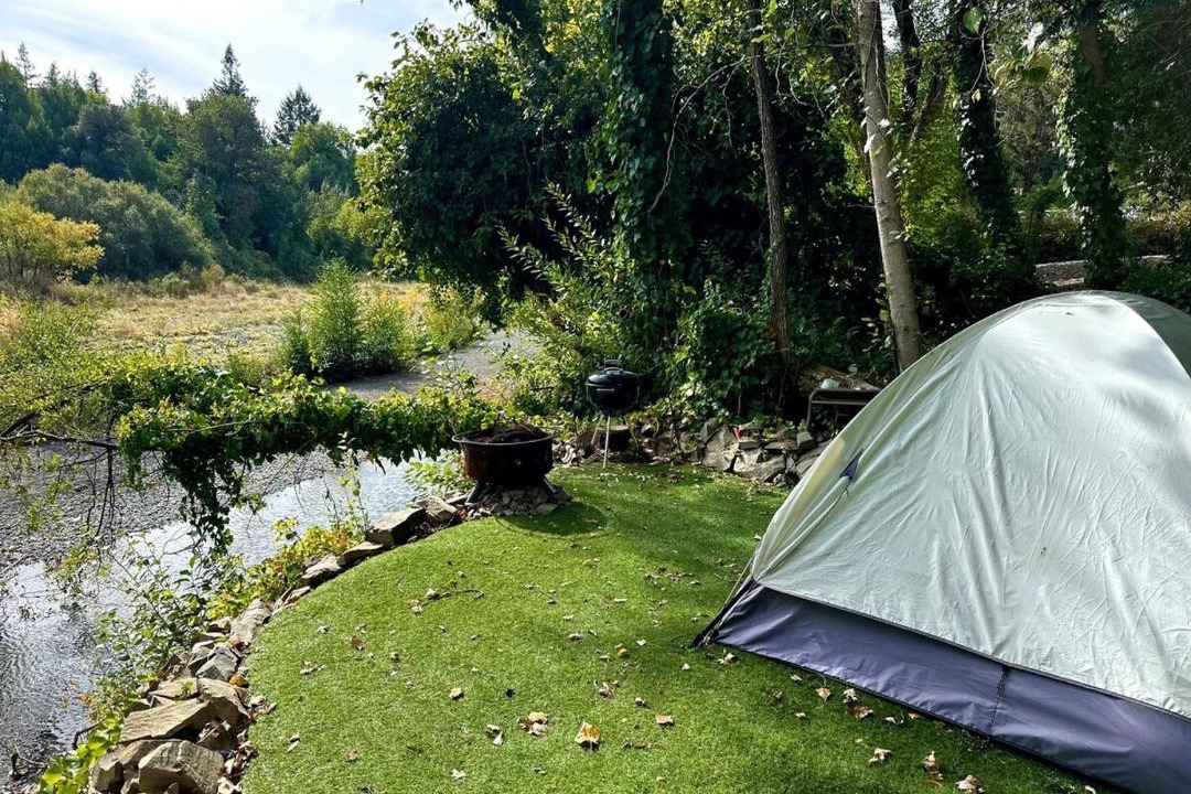 Photo of Outdoor in Benbow