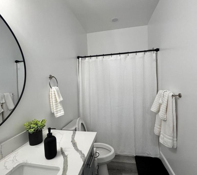 Photo of Bathroom in Callender