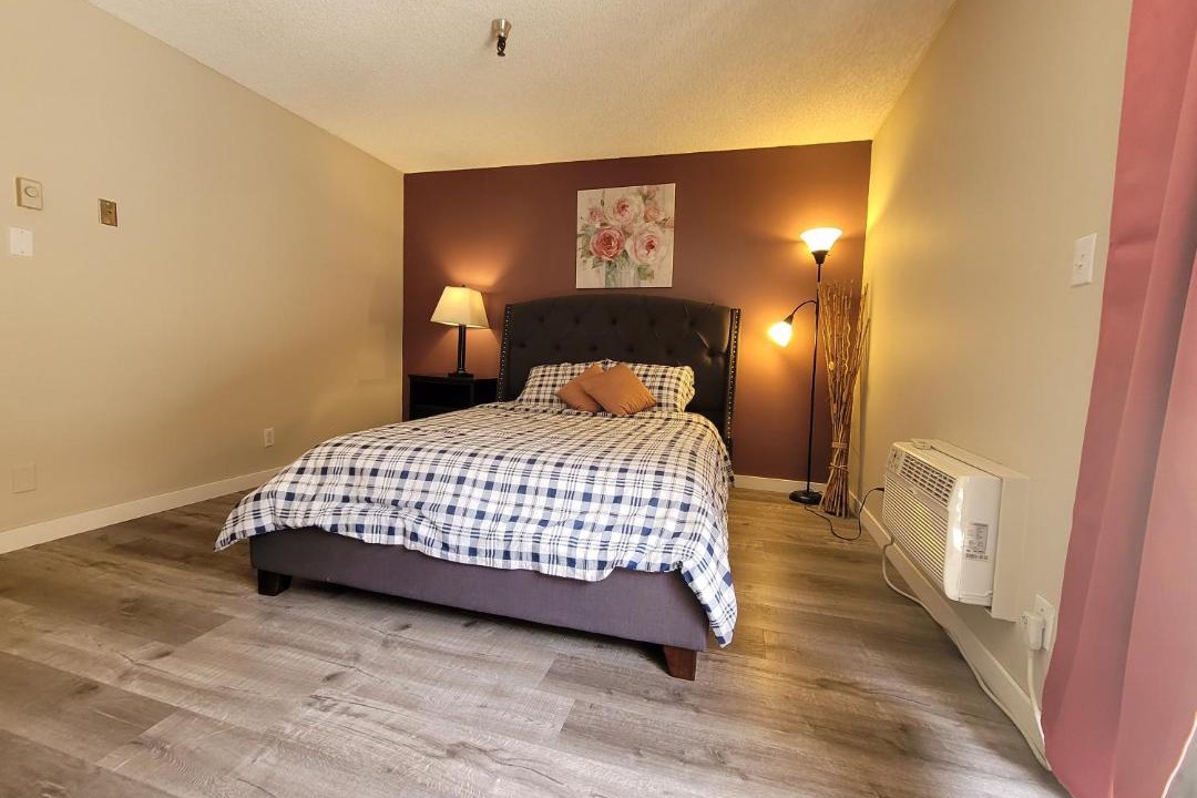 Photo of Bedroom in Beverly Hills