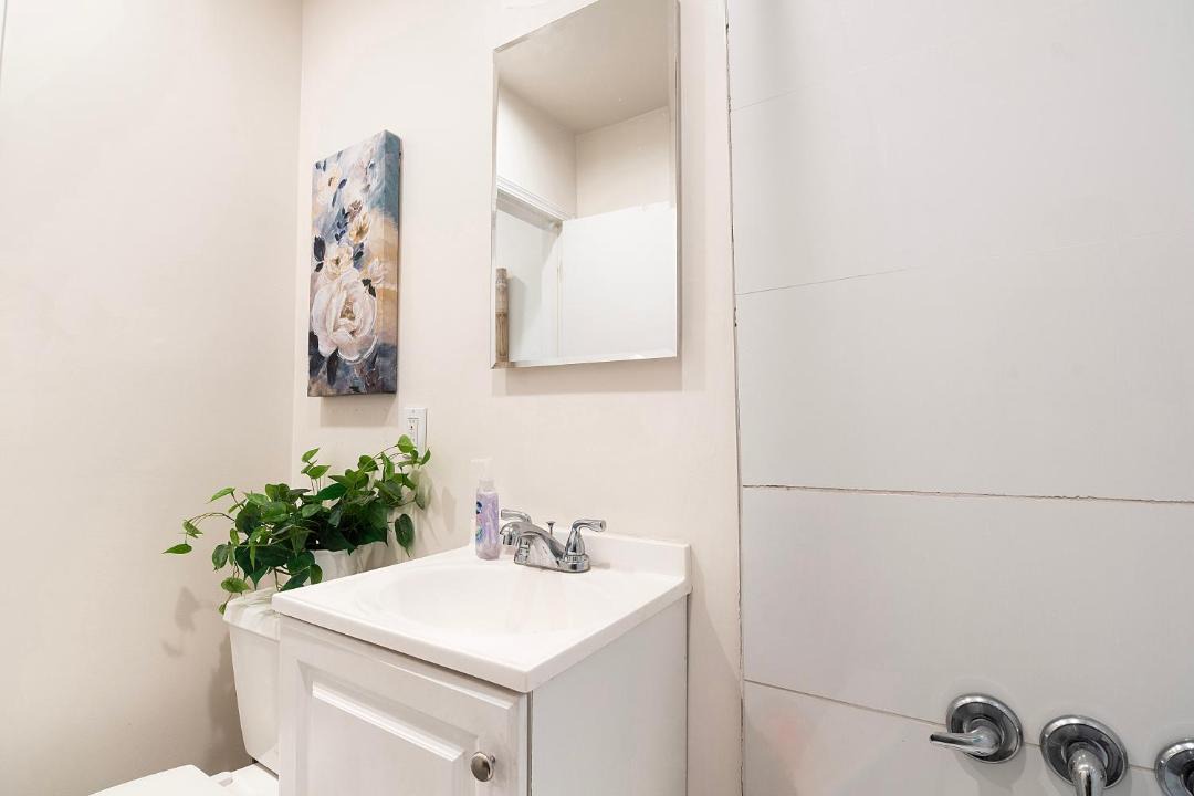 Photo of Bathroom in Beverly Hills