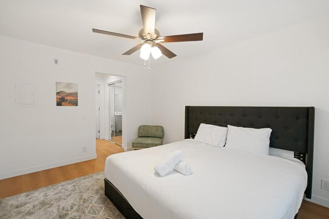 Photo of Bedroom in Van Nuys