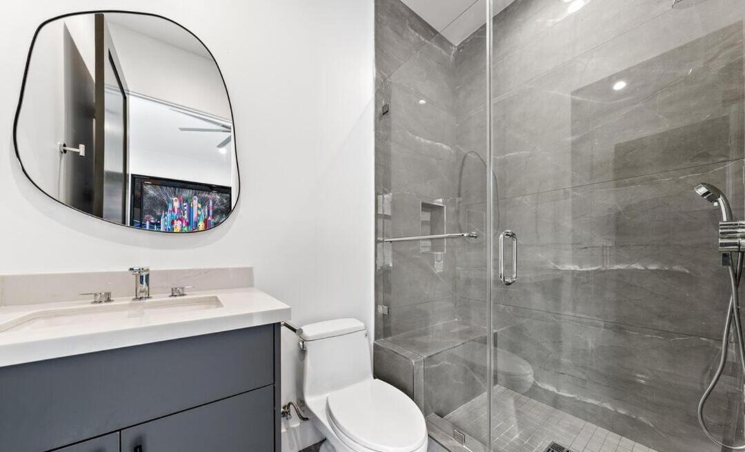 Photo of Bathroom in Beverly Grove