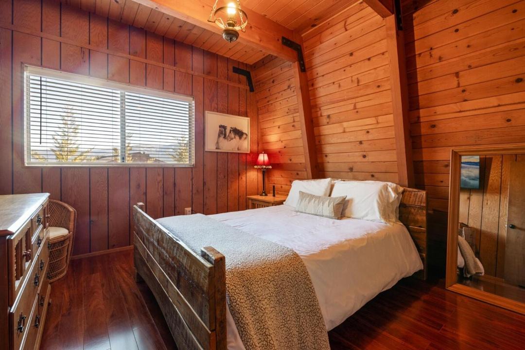 Photo of Bedroom in Whispering Forest