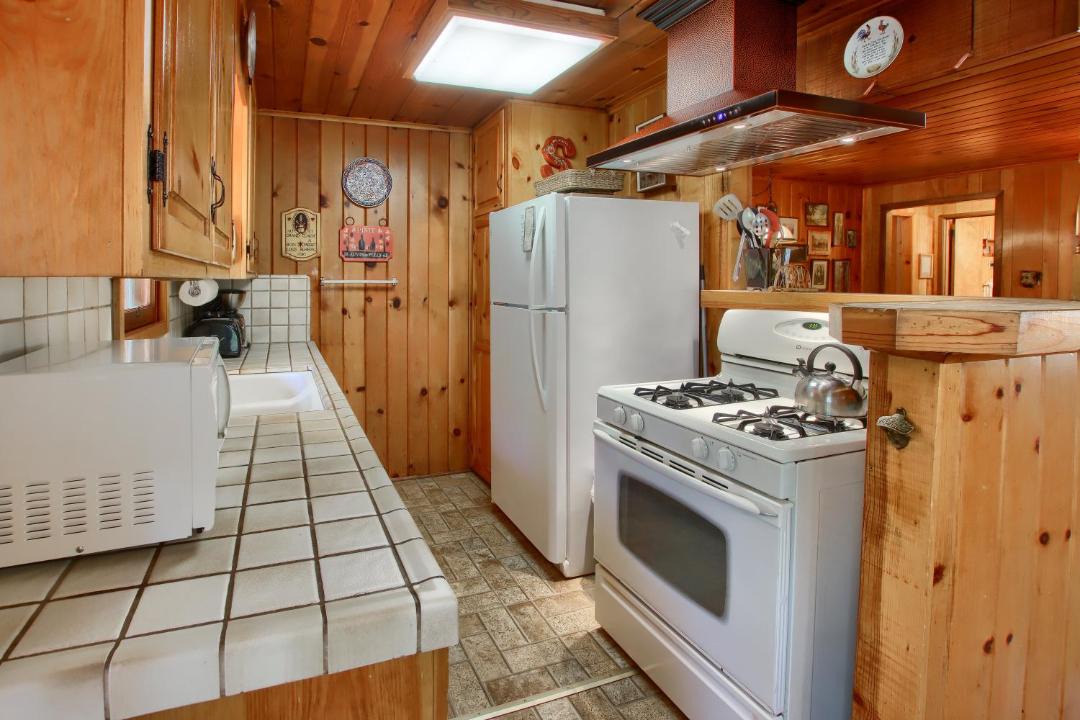 Photo of Kitchen in North Wawona