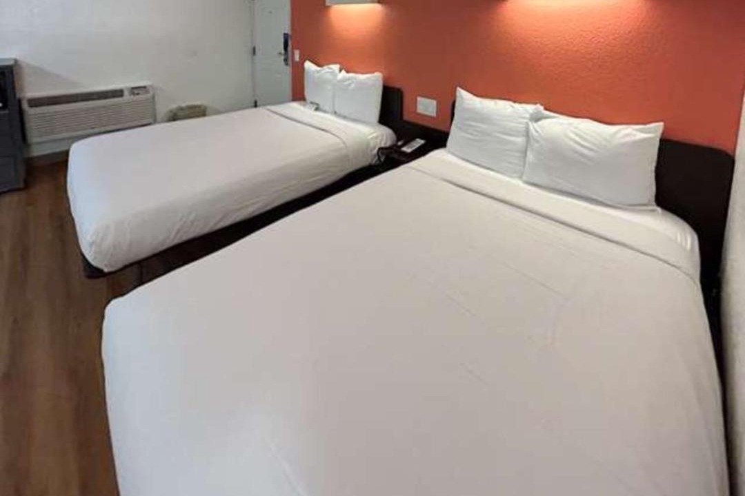 Photo of Bedroom in La Sierra