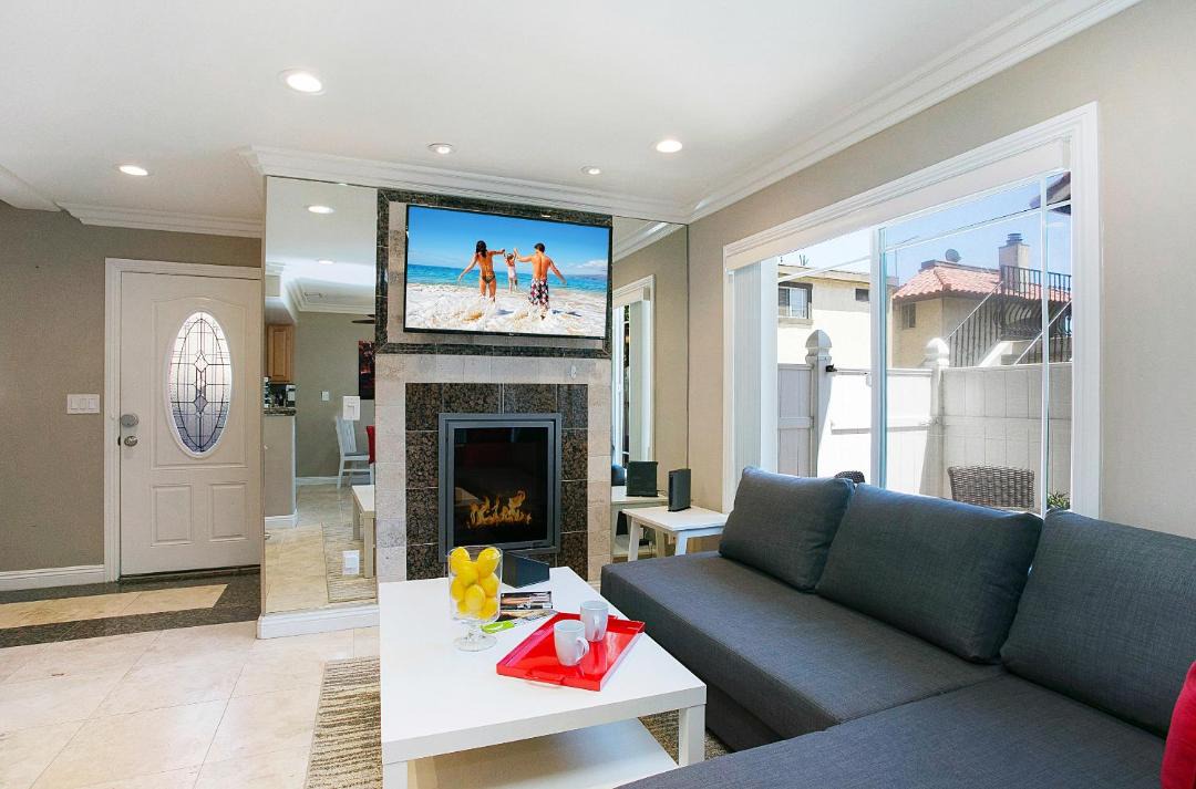 Photo of Livingroom in Downtown