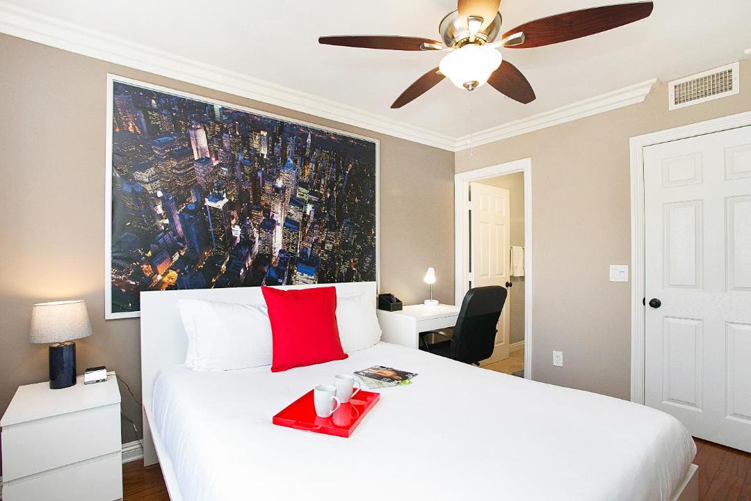 Photo of Bedroom in Downtown