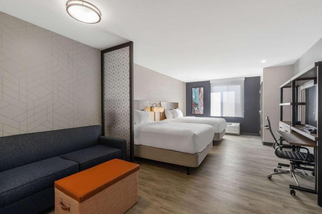 Photo of Bedroom in Corona