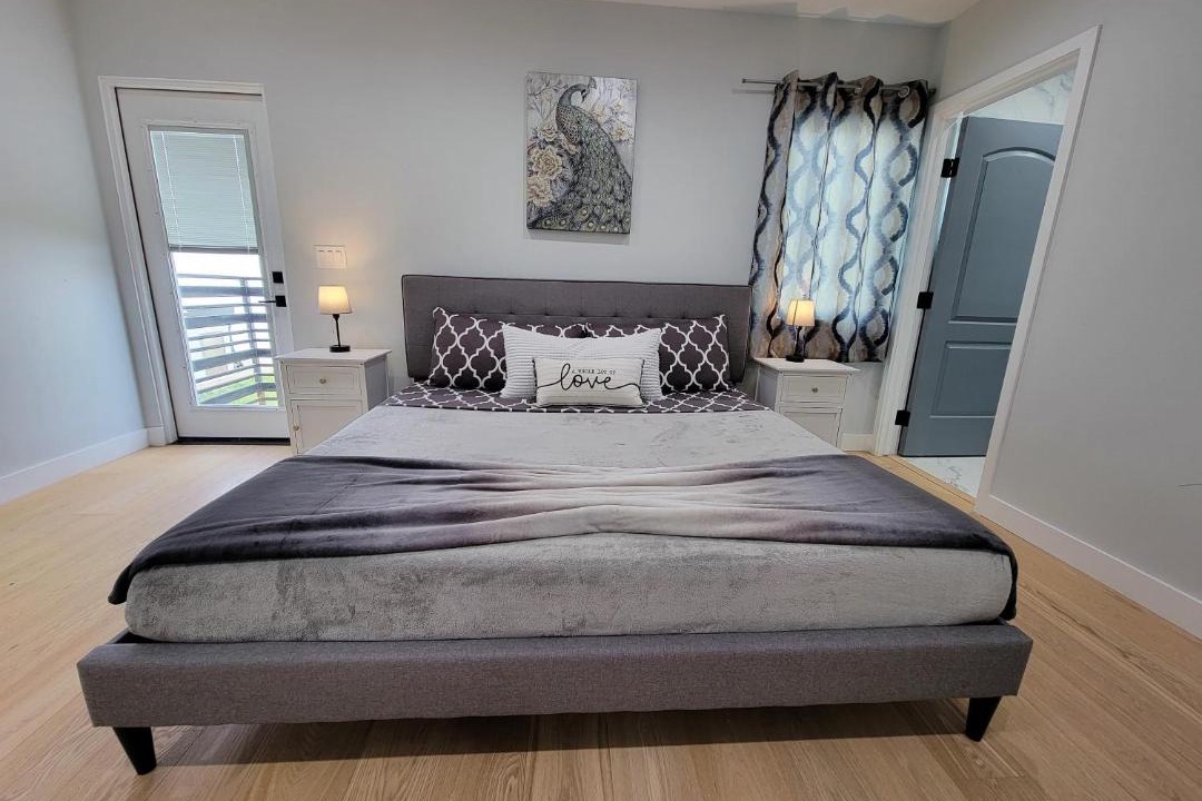 Photo of Bedroom in Pico - Robertson