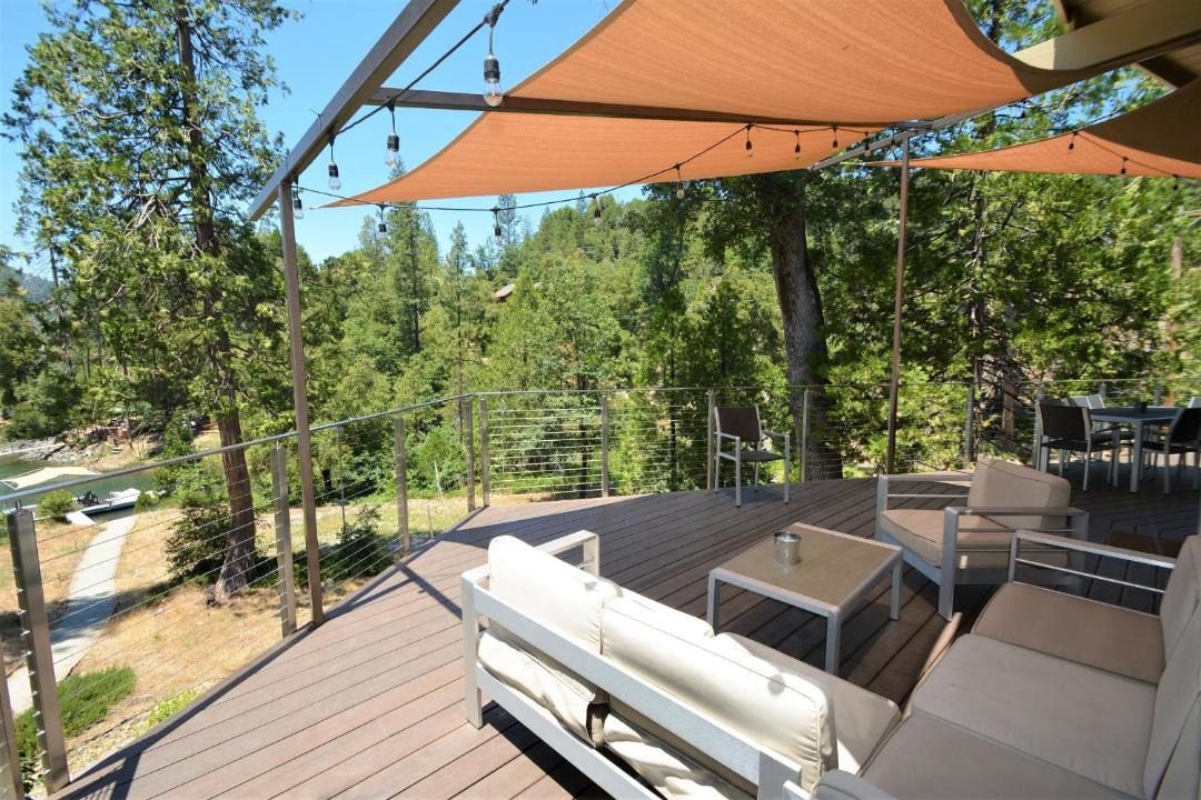 Photo of Patio Balcony in Bass Lake