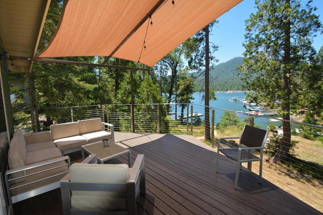 Photo of Patio Balcony in Bass Lake