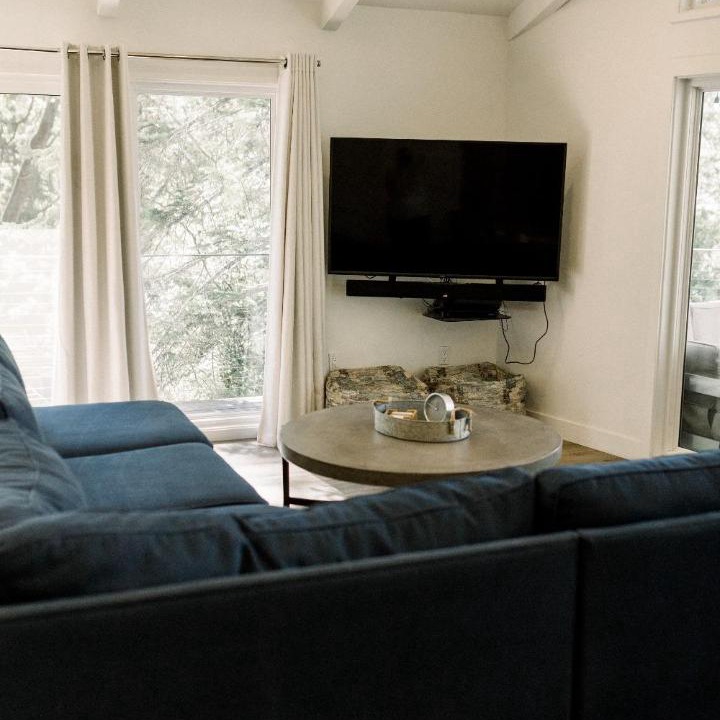 Photo of Livingroom in Bass Lake