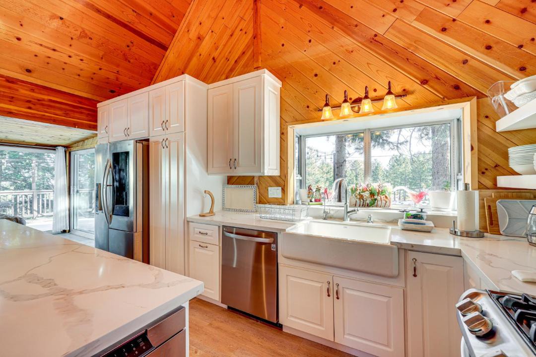 Photo of Kitchen in Wrightwood