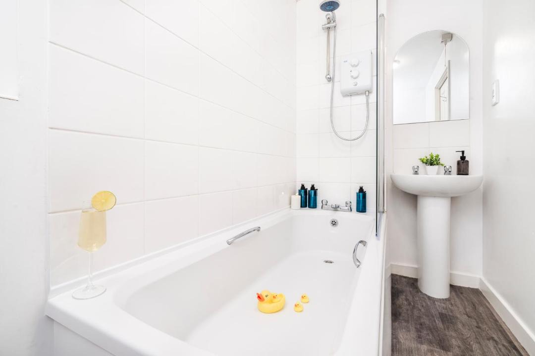 Photo of Bathroom in Oadby