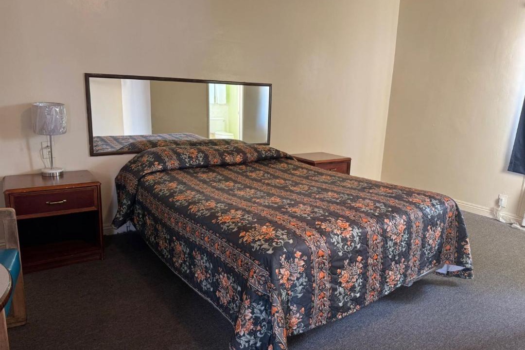Photo of Bedroom in East Pasadena