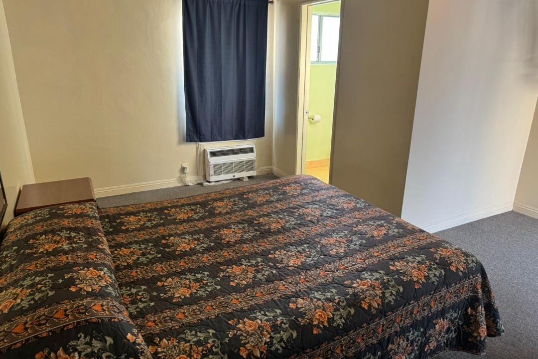 Photo of Bedroom in East Pasadena