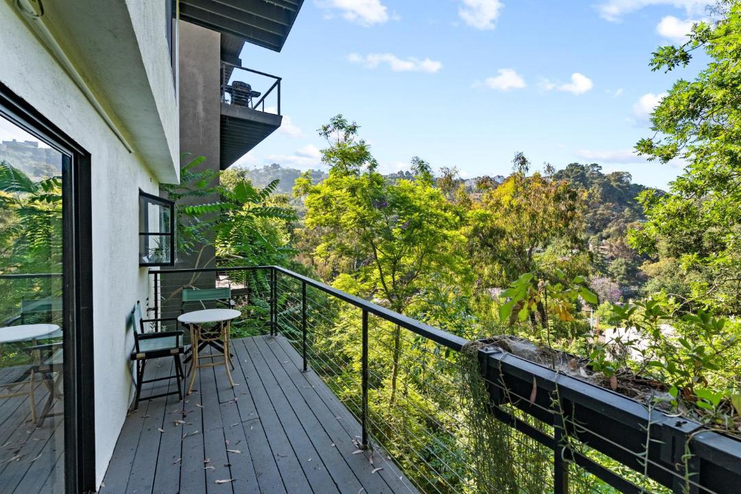 Photo of Patio Balcony in Hollywood Hills West