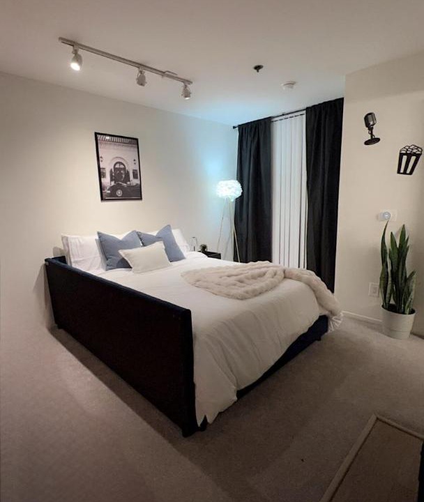 Photo of Bedroom in Los Feliz
