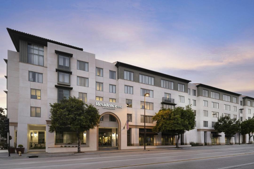 Photo of Buildings in Old Pasadena