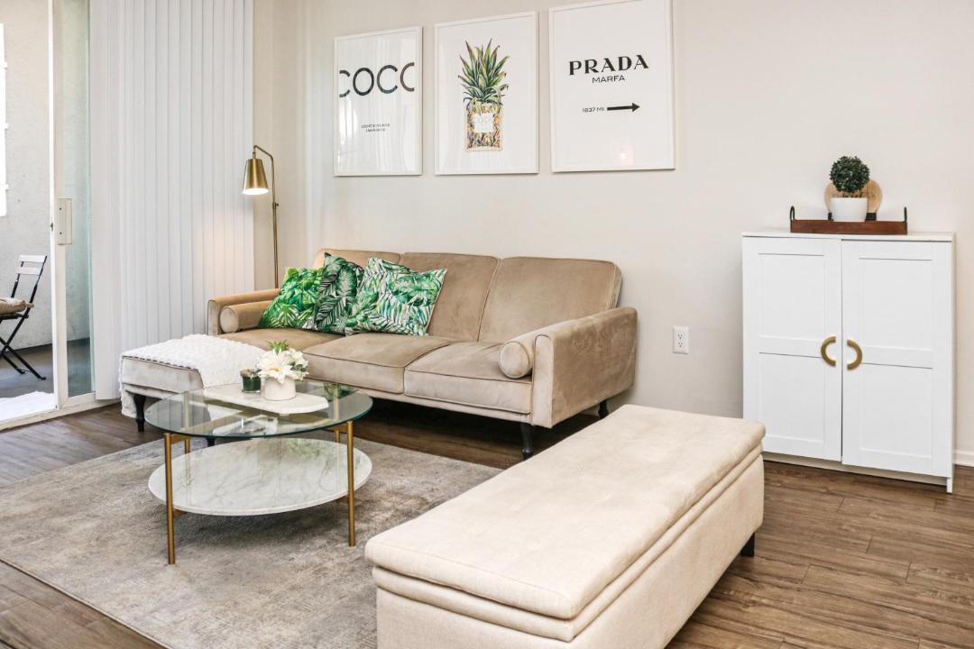 Photo of Livingroom in Del Rey