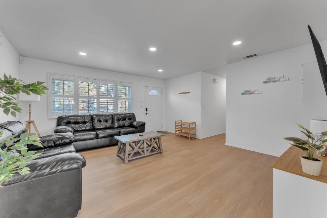 Photo of Livingroom in Poway