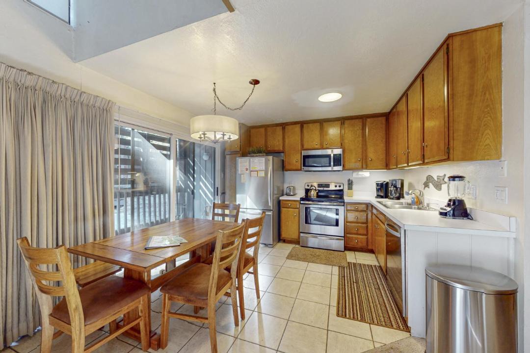 Photo of Kitchen in Mammoth Lakes