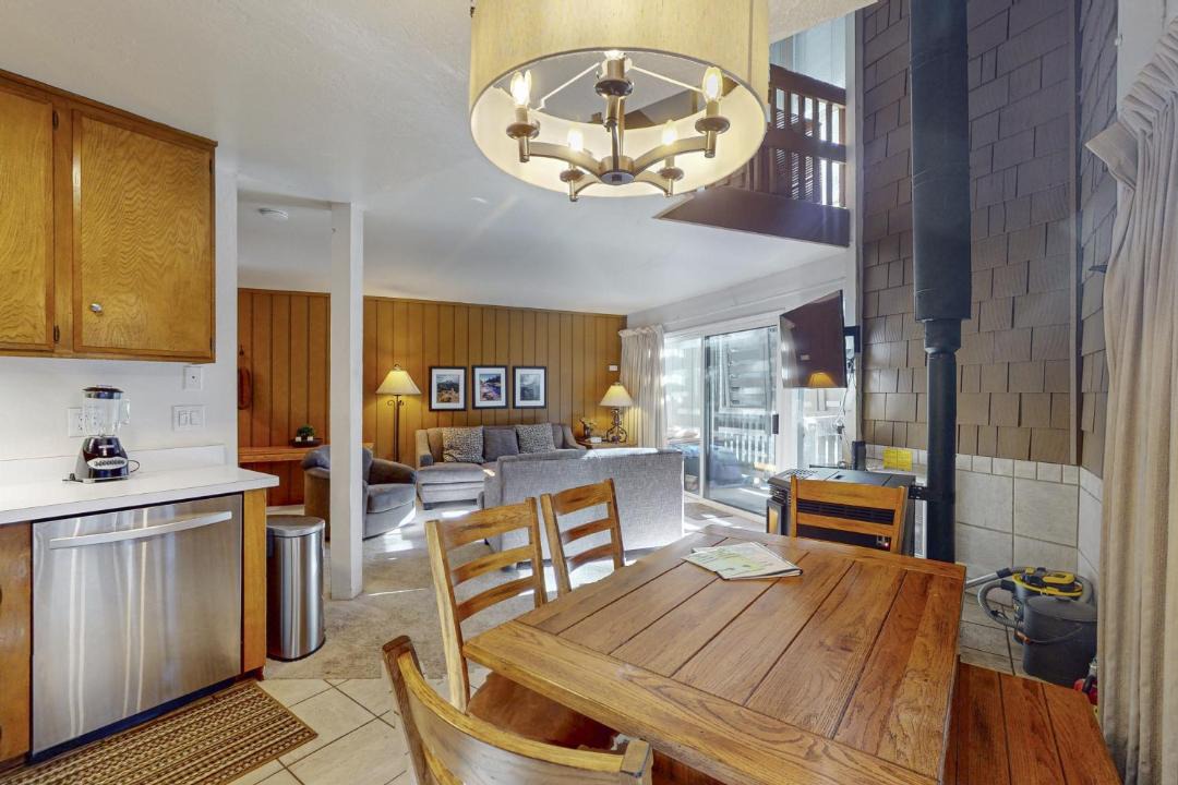 Photo of Kitchen in Mammoth Lakes