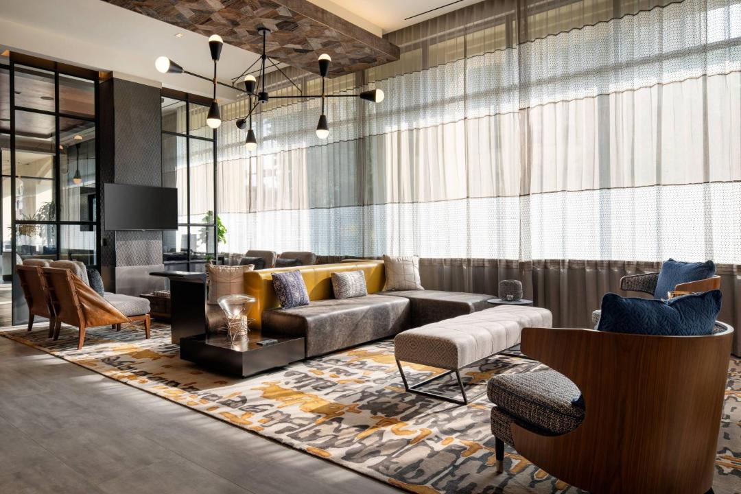 Photo of Livingroom in Downtown