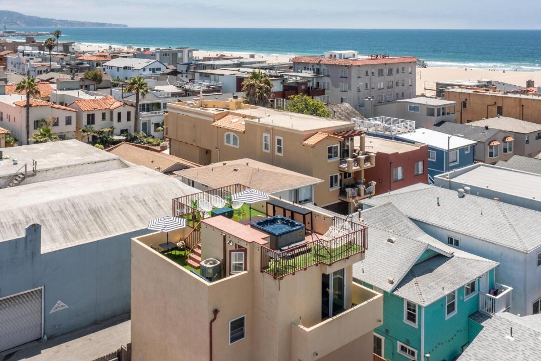 Photo of Others in Hermosa Beach
