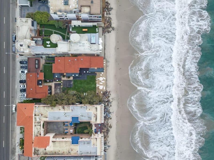Photo of Others in Eastern Malibu